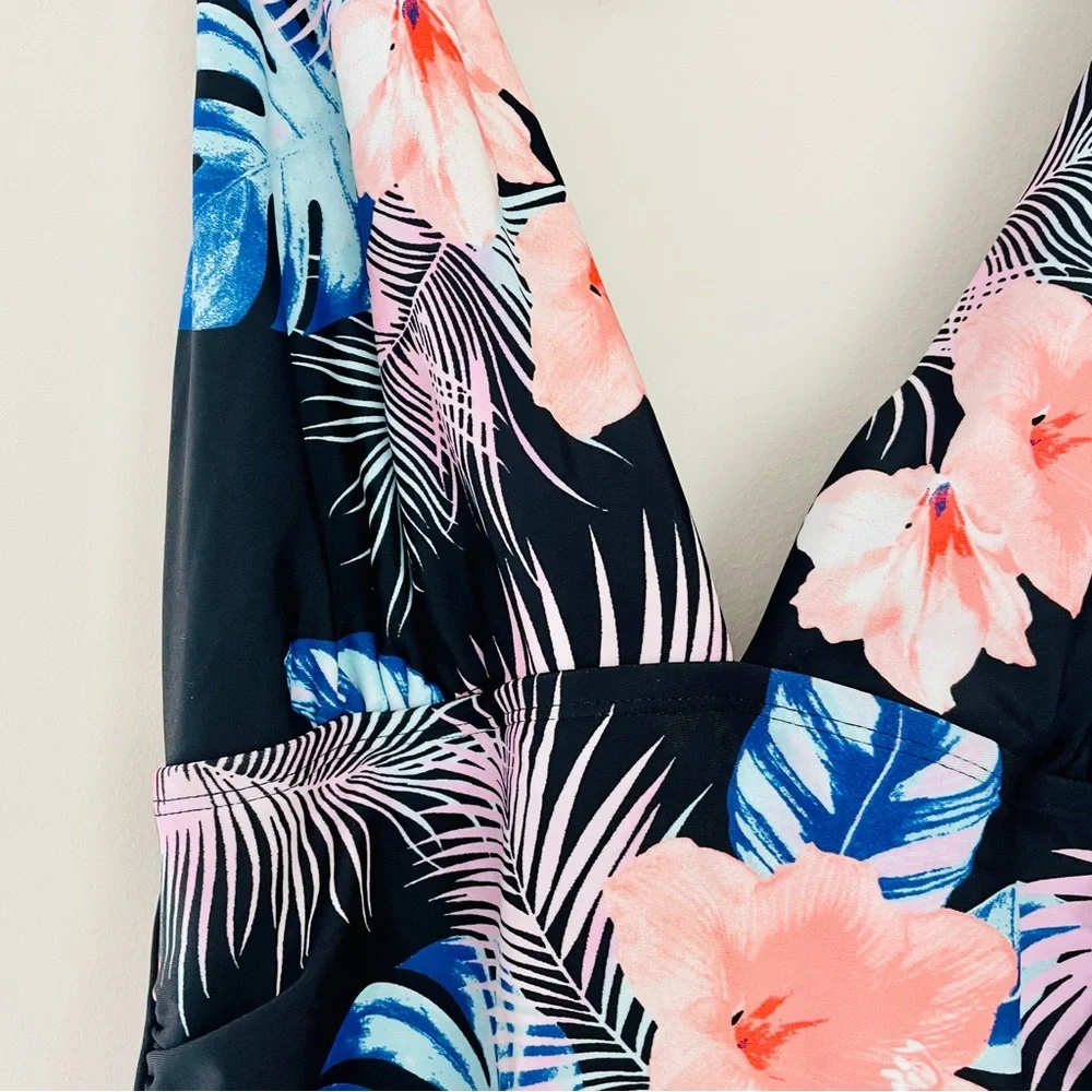 DKNY Black One-Piece Swimsuit Black Vibrant Tropical Floral Accents Large